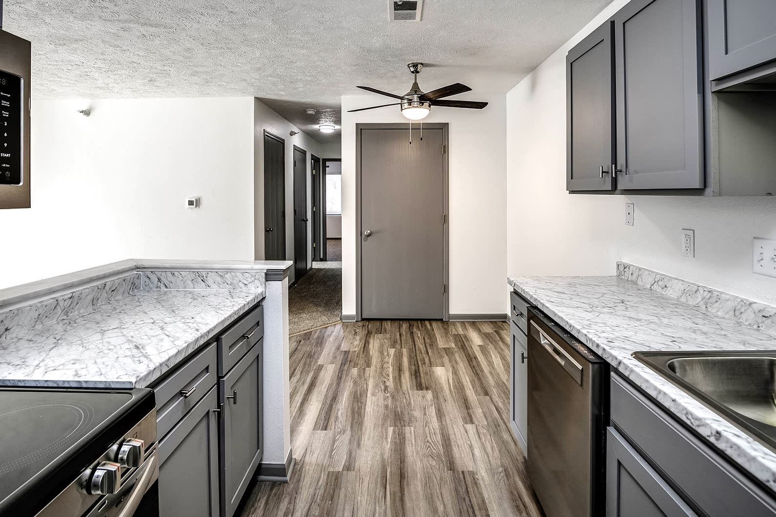Deer Park Apartments – photo 5