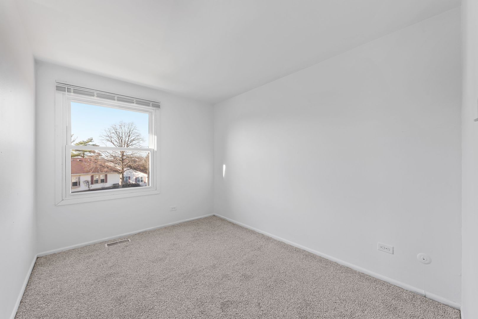 Townhouse in Hoffman Estates – photo 3