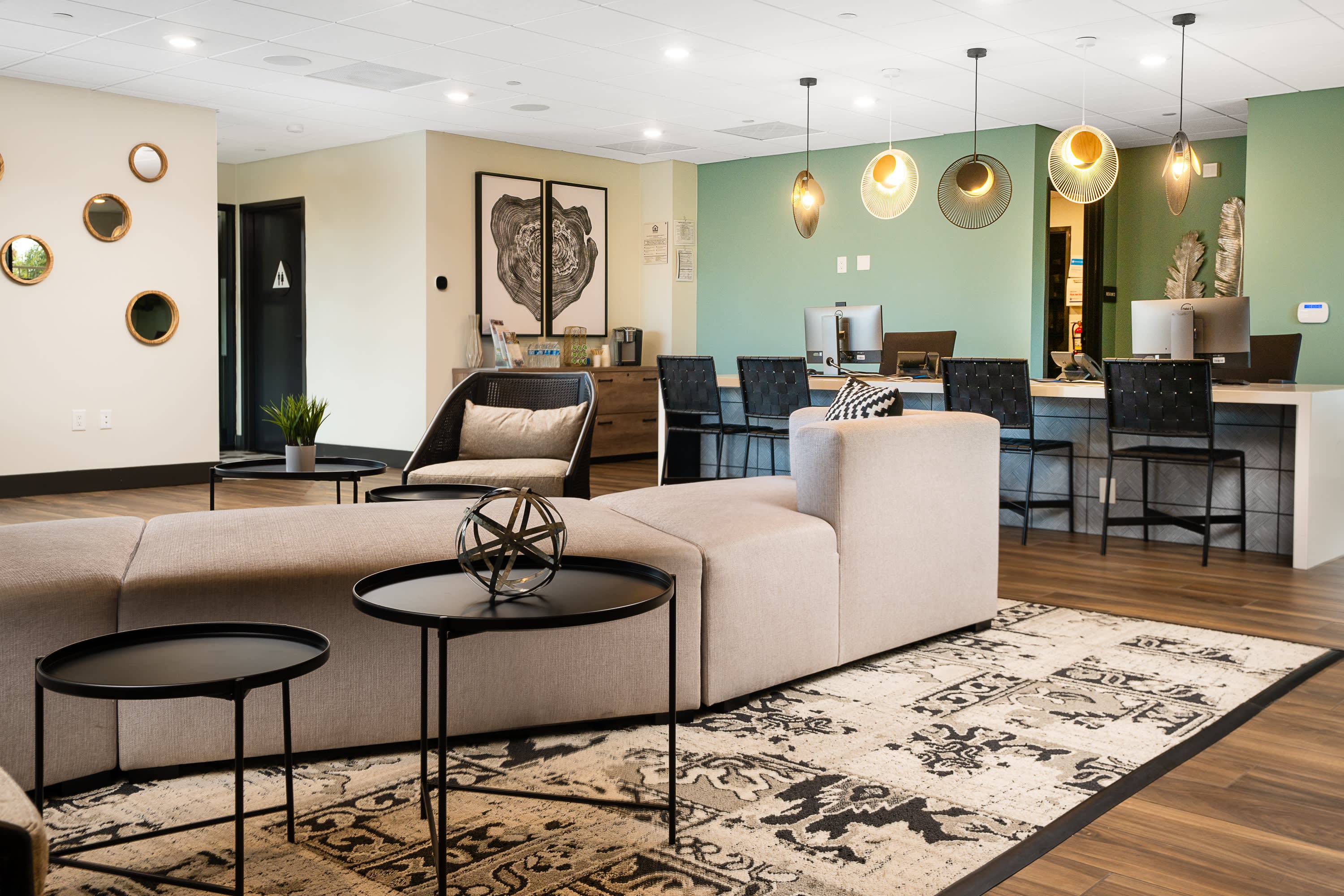 Los Alamitos Luxury Apartments – photo 5