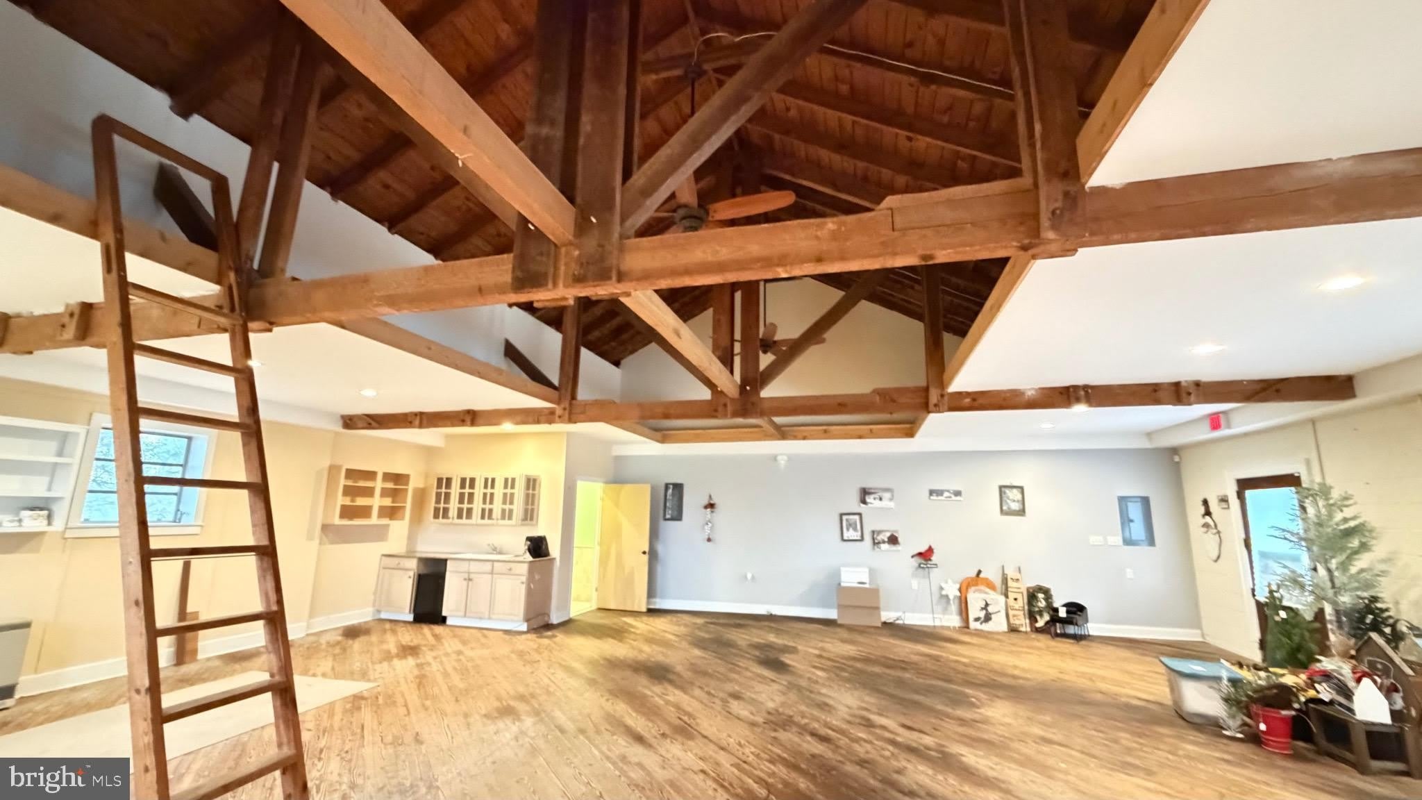 136 LEDNUM Avenue – photo 3
