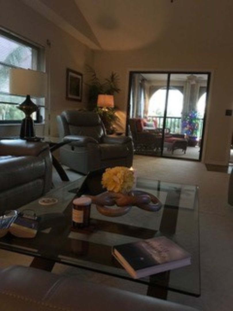 Rose Garden Furnished Unit Available May – photo 5