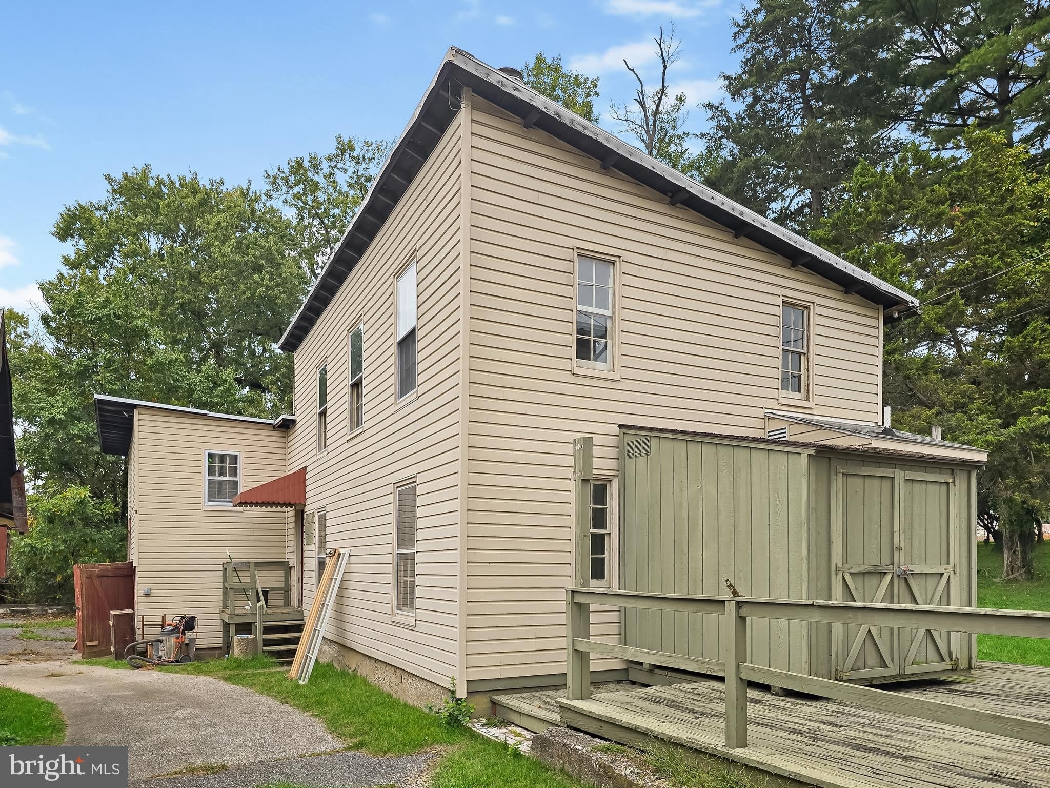 11010 YORK Road – photo 1