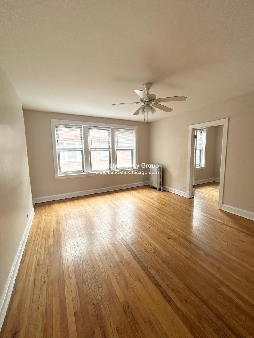 2348 W Touhy – photo 1