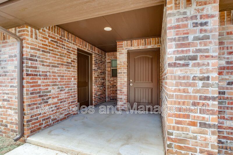 437 Chalk Hill Ct – photo 3