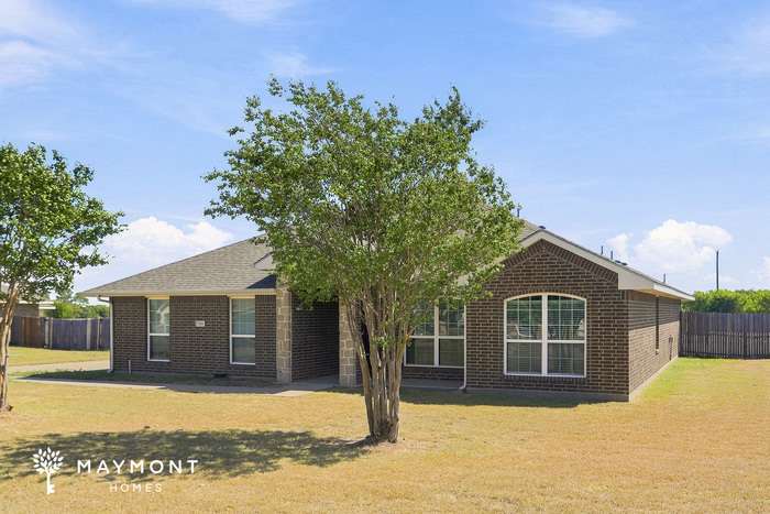 300 Windmill Court – photo 3