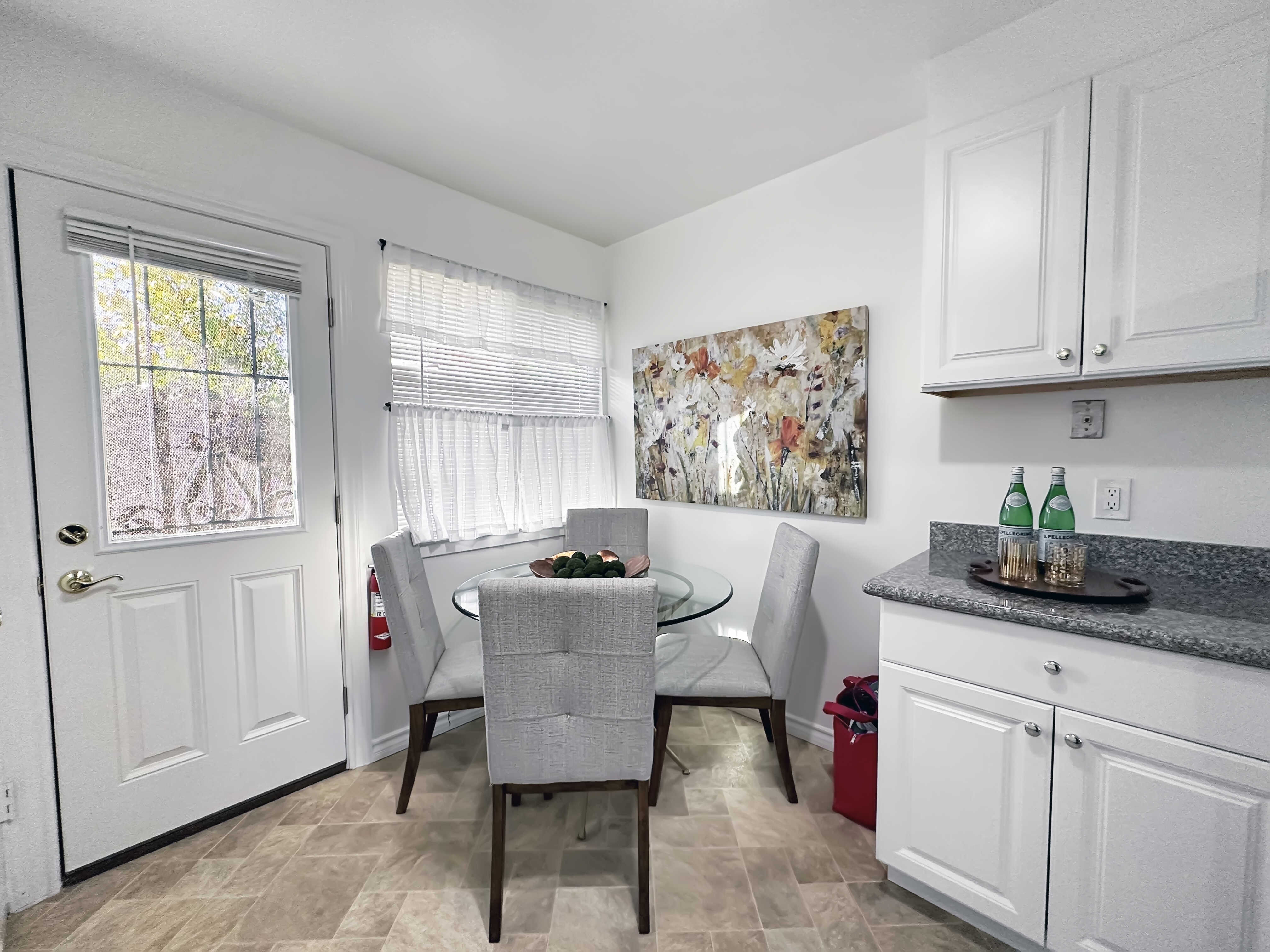 1727 Oregon Street – photo 3