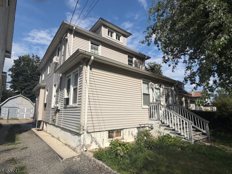 273 Netherwood Ave – photo 2