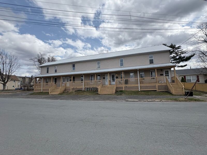 1404 1412 Sanderson Ave – photo 1