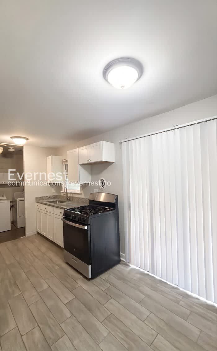 3355 Dill Avenue – photo 5