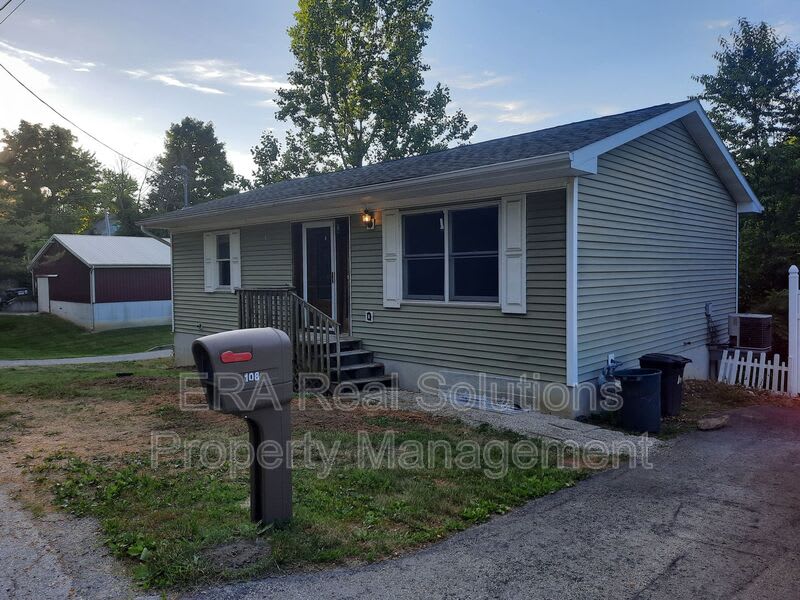108 E Lilley St – photo 1
