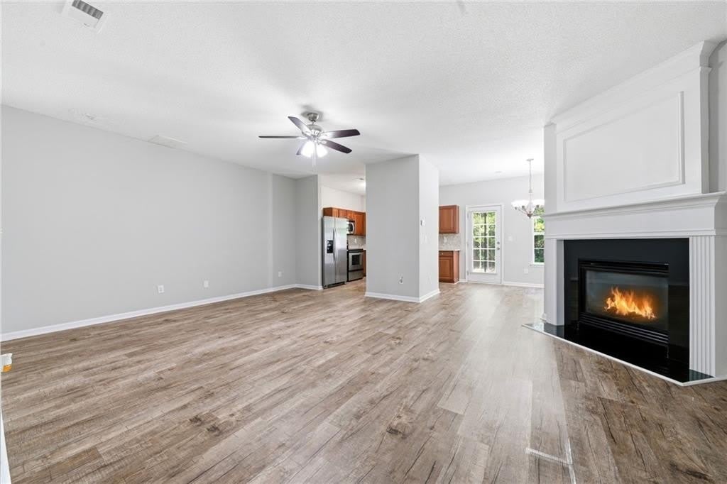 5682 Lawley Drive – photo 5