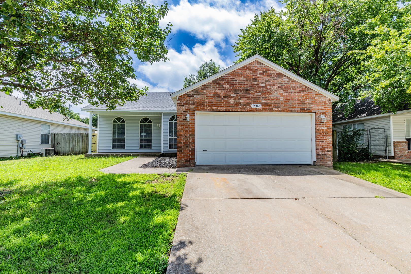 ***1502 Cresent*** – photo 1