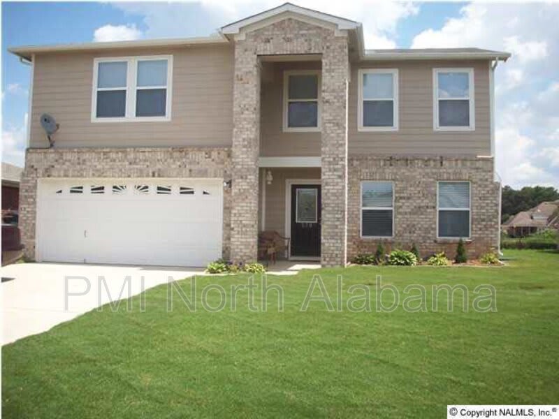 379 Jasmine Drive – photo 1