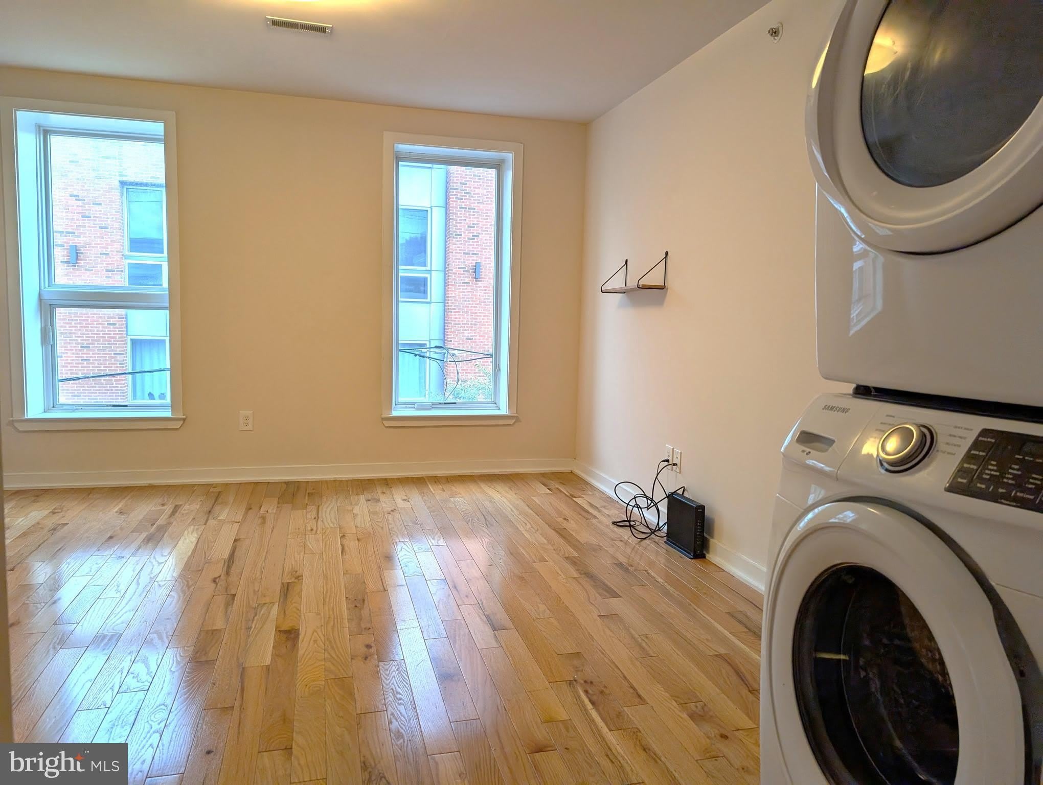 1204 E PALMER Street – photo 1