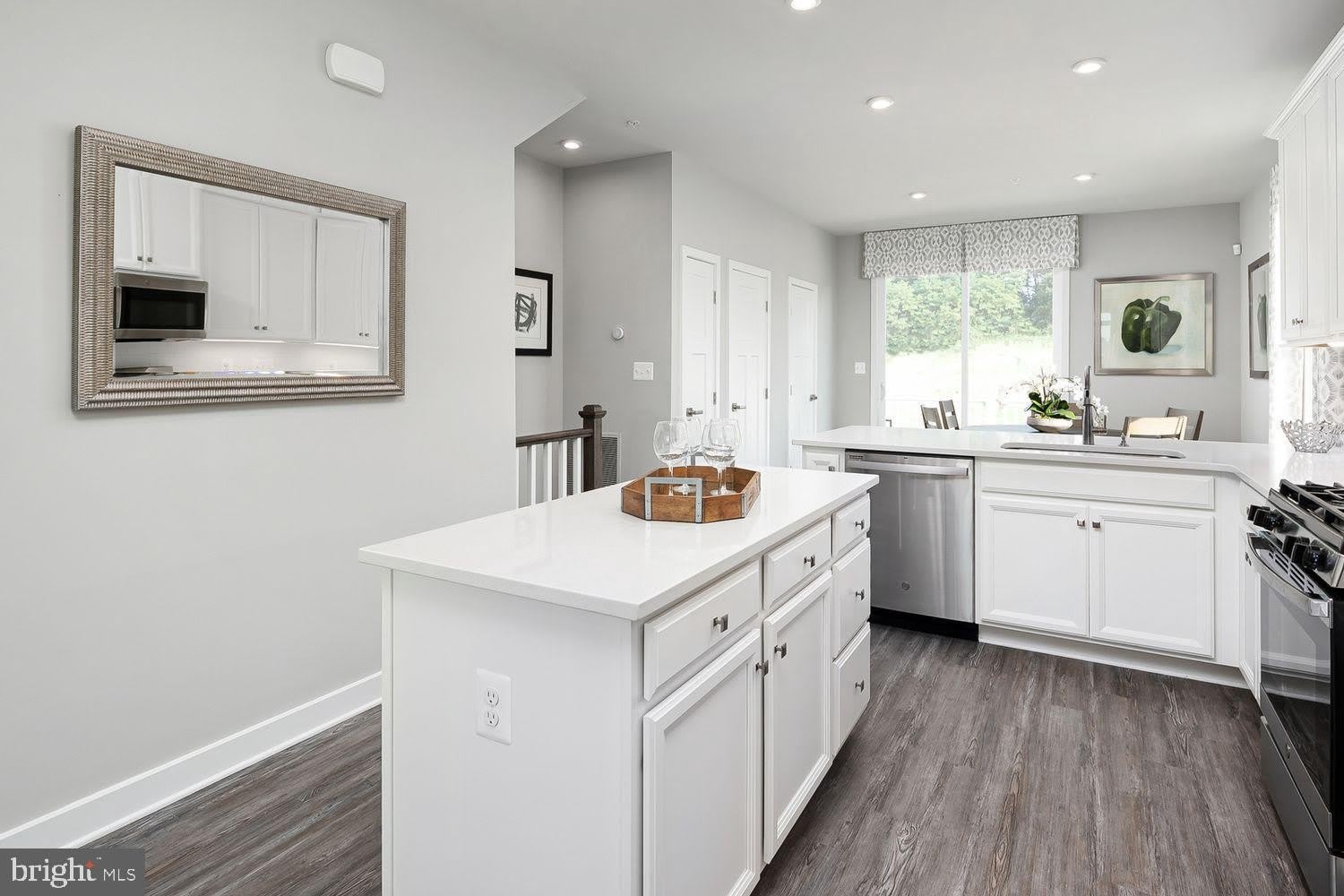 8212 GOLDSTONE Court – photo 2