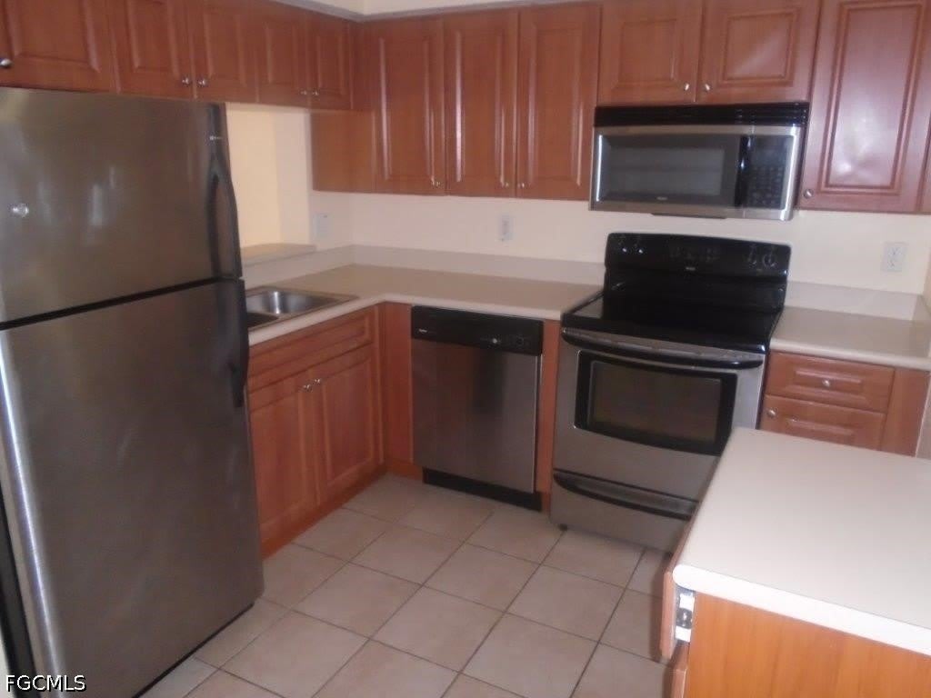 8331 Bernwood Cove Loop – photo 4