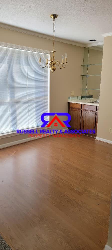 3021 Chase Lane – photo 3