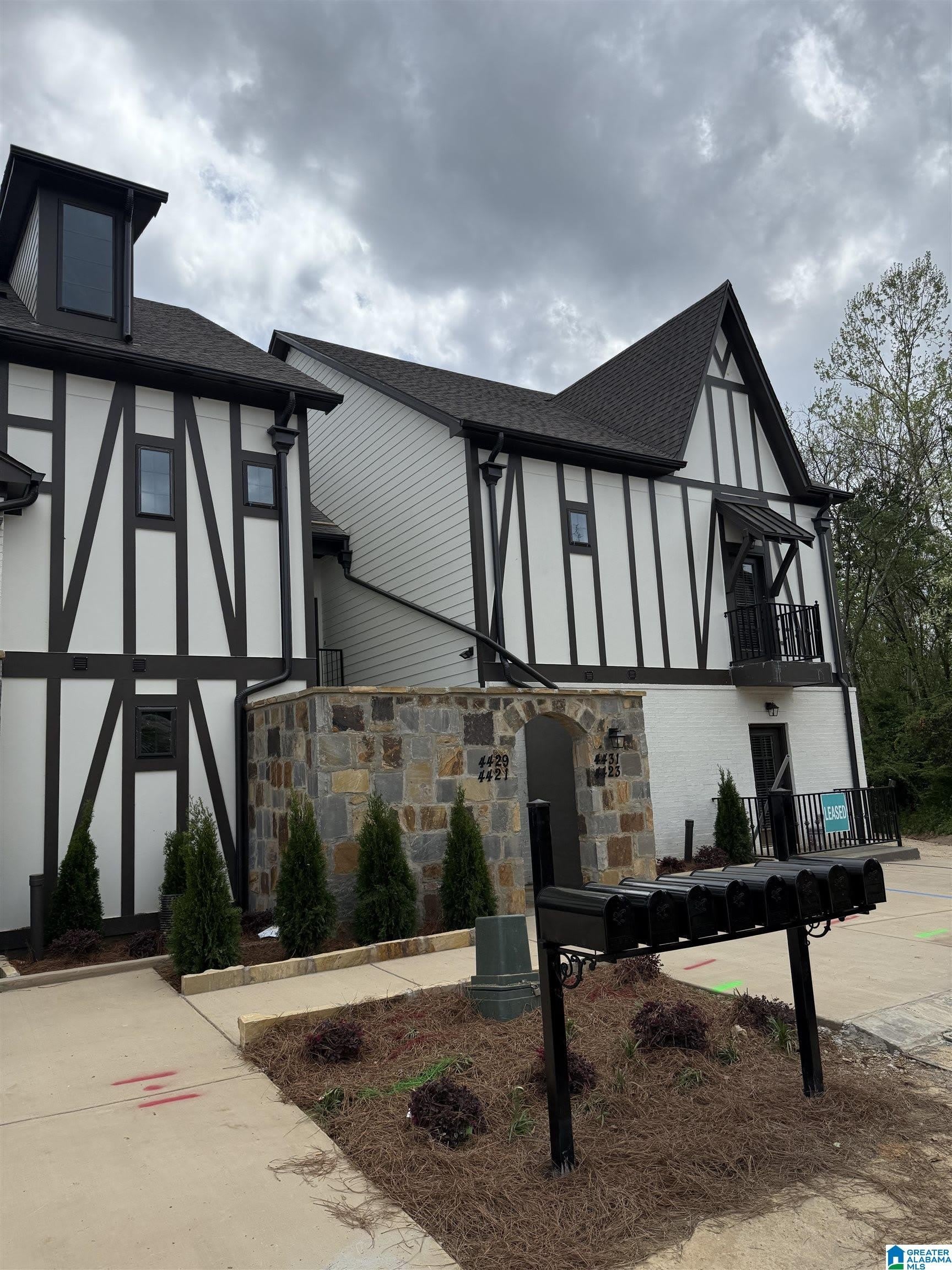 4411 LENNOX PLACE – photo 2