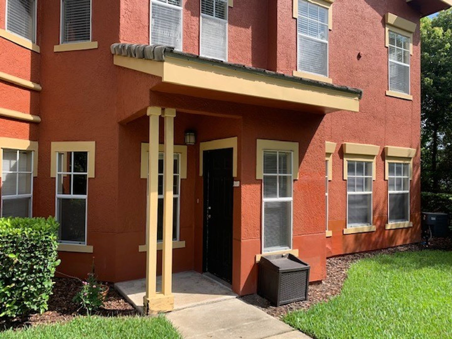 Beautiful 3 Bedroom, 2 Bathroom Condo in the Gated Notting Hill Community – photo 2