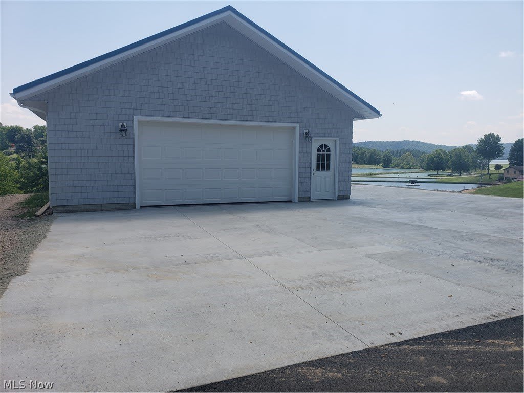 56269 Lakeview Drive – photo 2