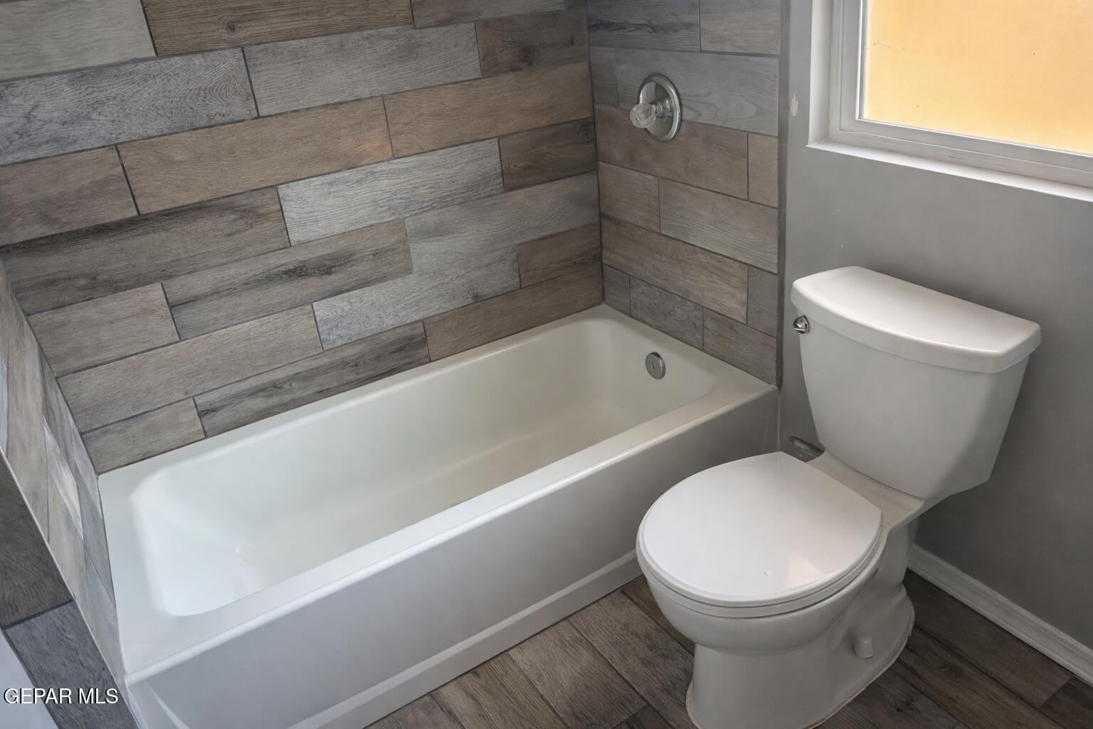 614 Marr Street – photo 3