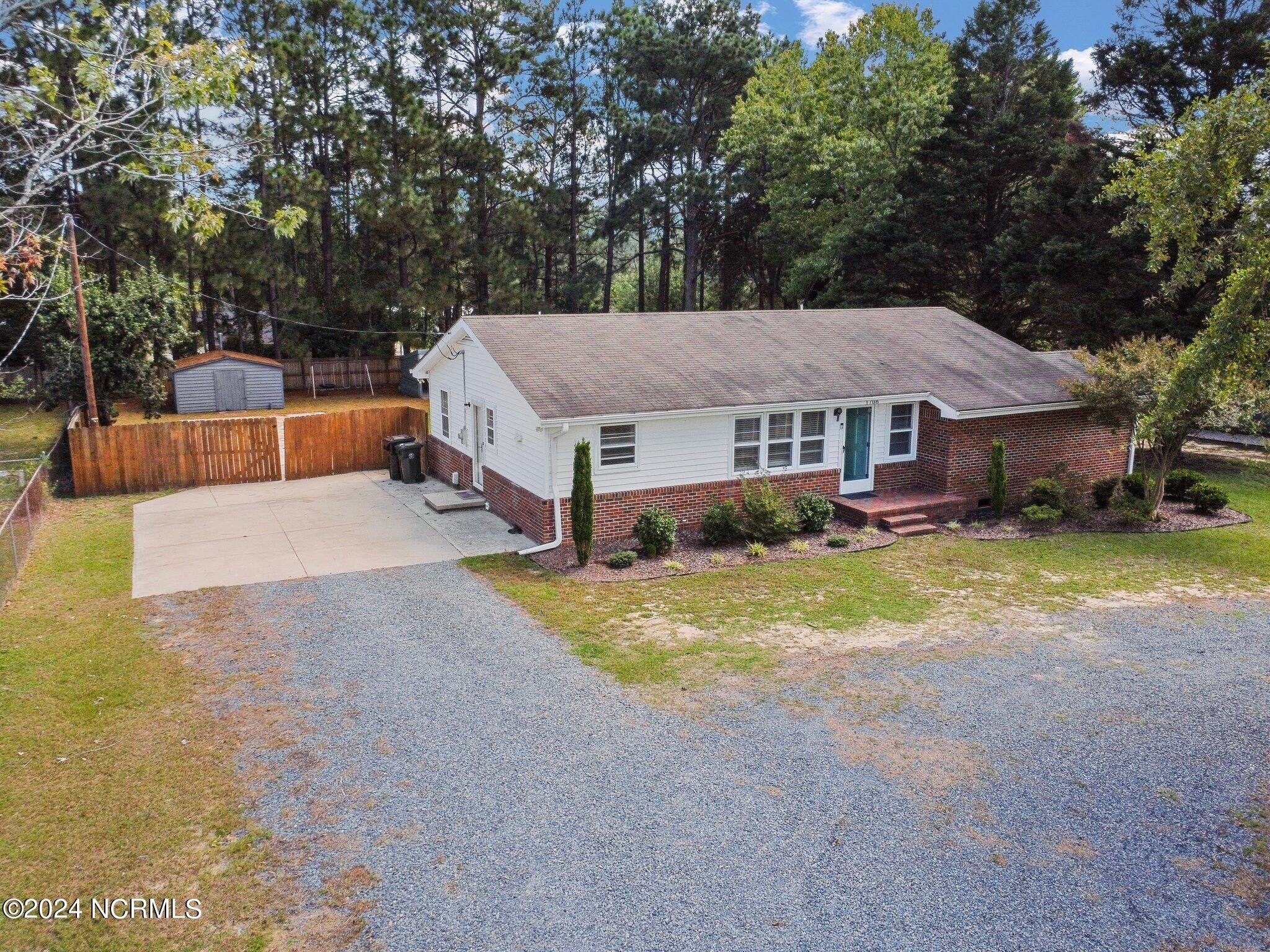 1708 N Poplar Street – photo 2