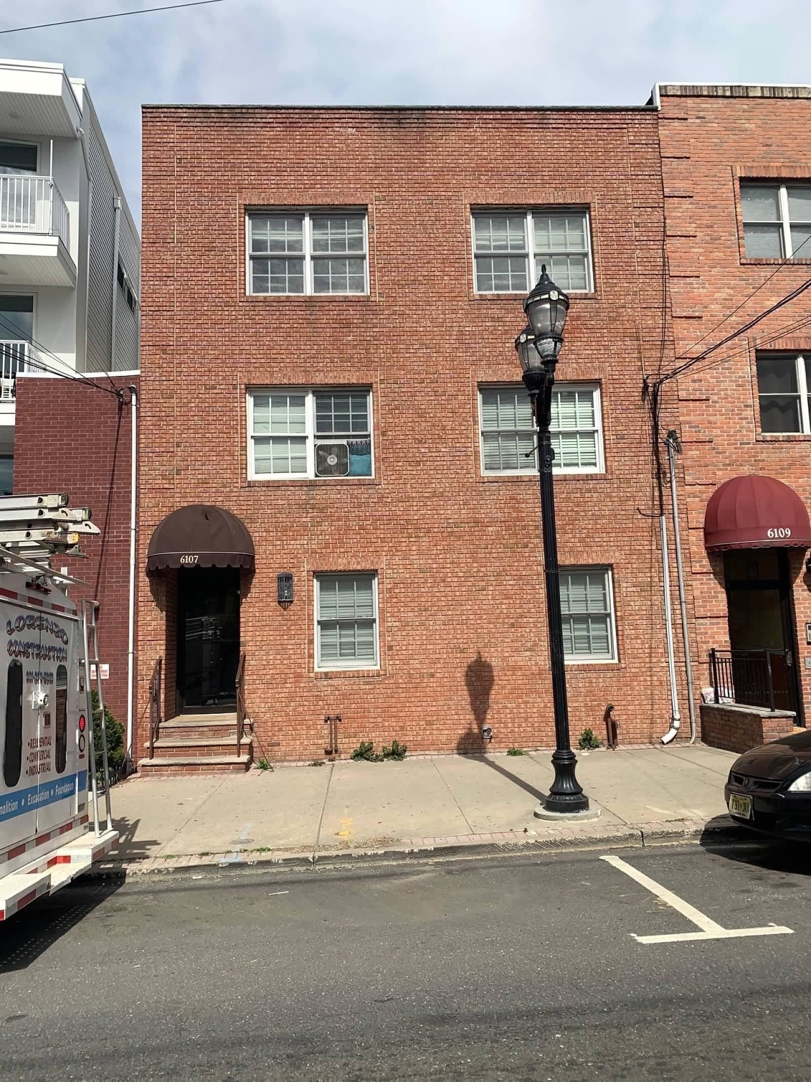 6107 PARK AVE – photo 1