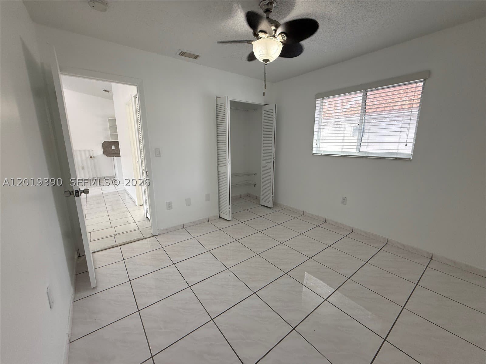 10101 W Okeechobee Rd – photo 4