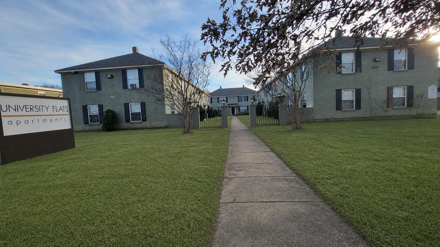 3453 Southern Avenue – photo 1