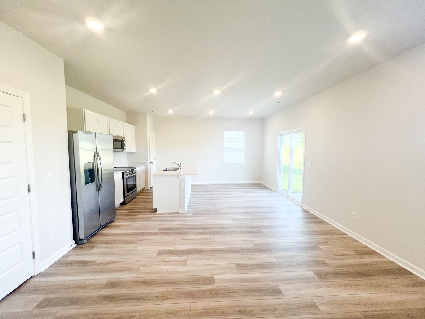 4 Bedroom 2 5 Bathroom Home – photo 3