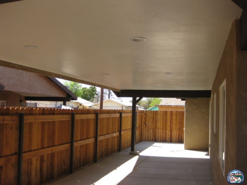 311 S E – photo 2