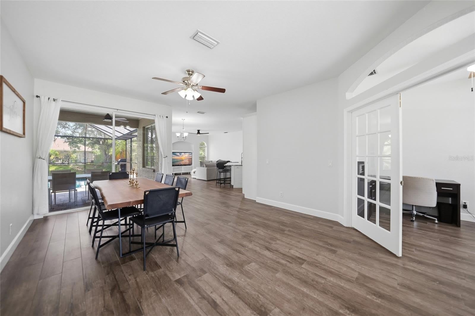 2880 VOGLER Lane – photo 3