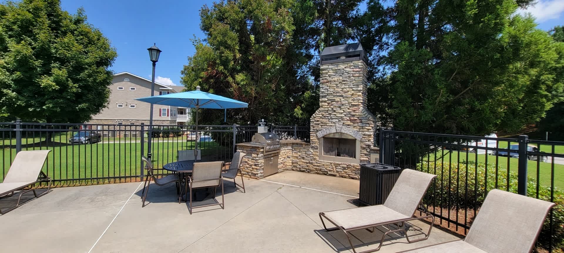 The Columns At Oakwood – photo 2