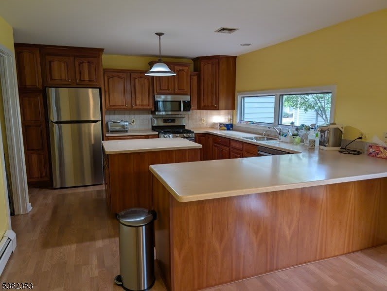 76 Stryker Ct – photo 4