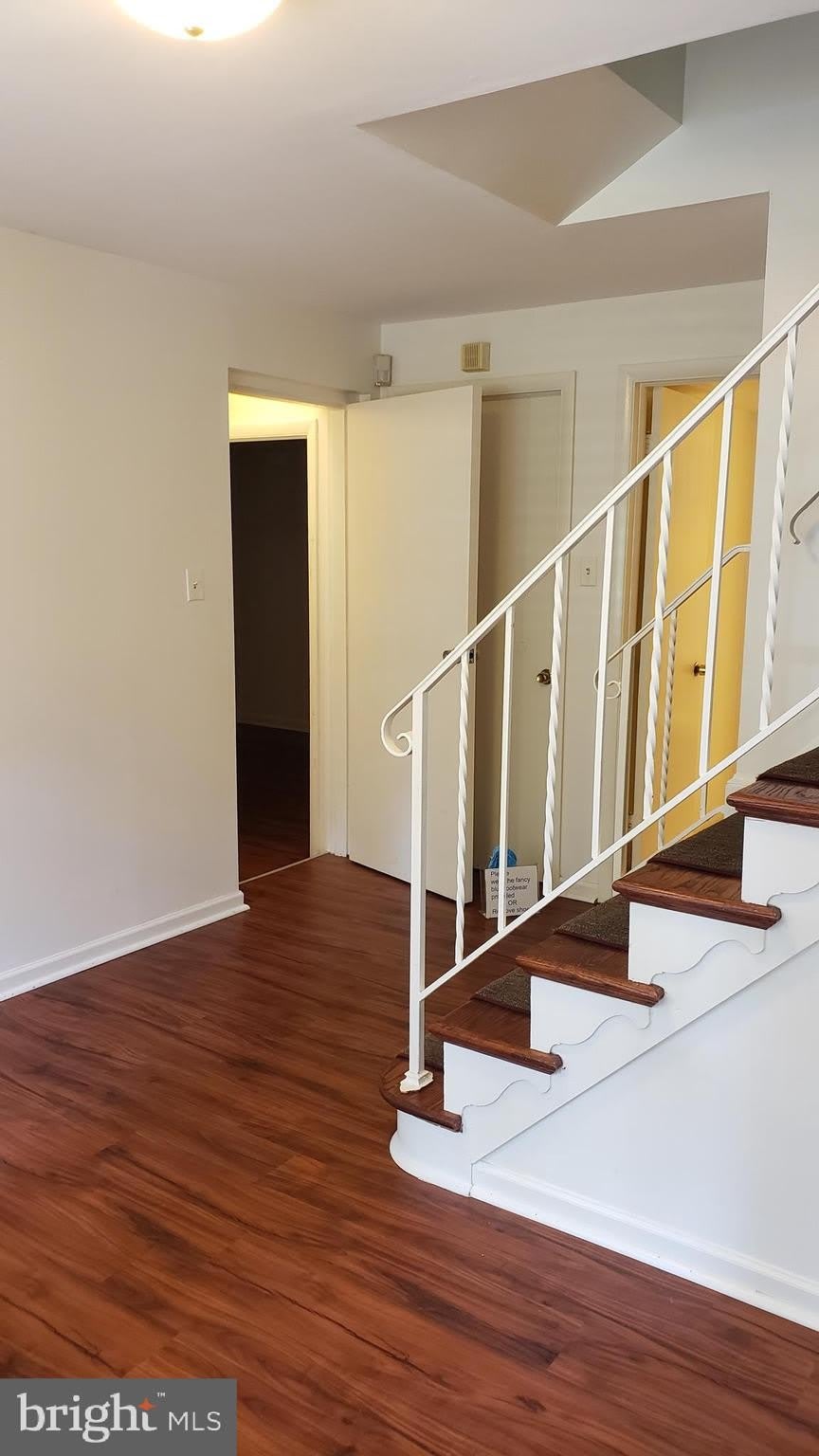 6916 CHURCHILL Road – photo 5