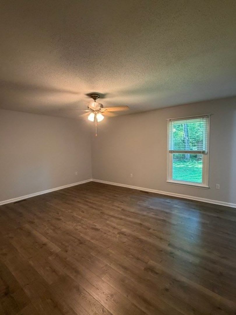 Nature Surrounds You In This Beautifully Updated Quiet Ranch Style Home – photo 5