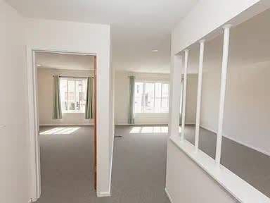 446 Niantic Ave – photo 4