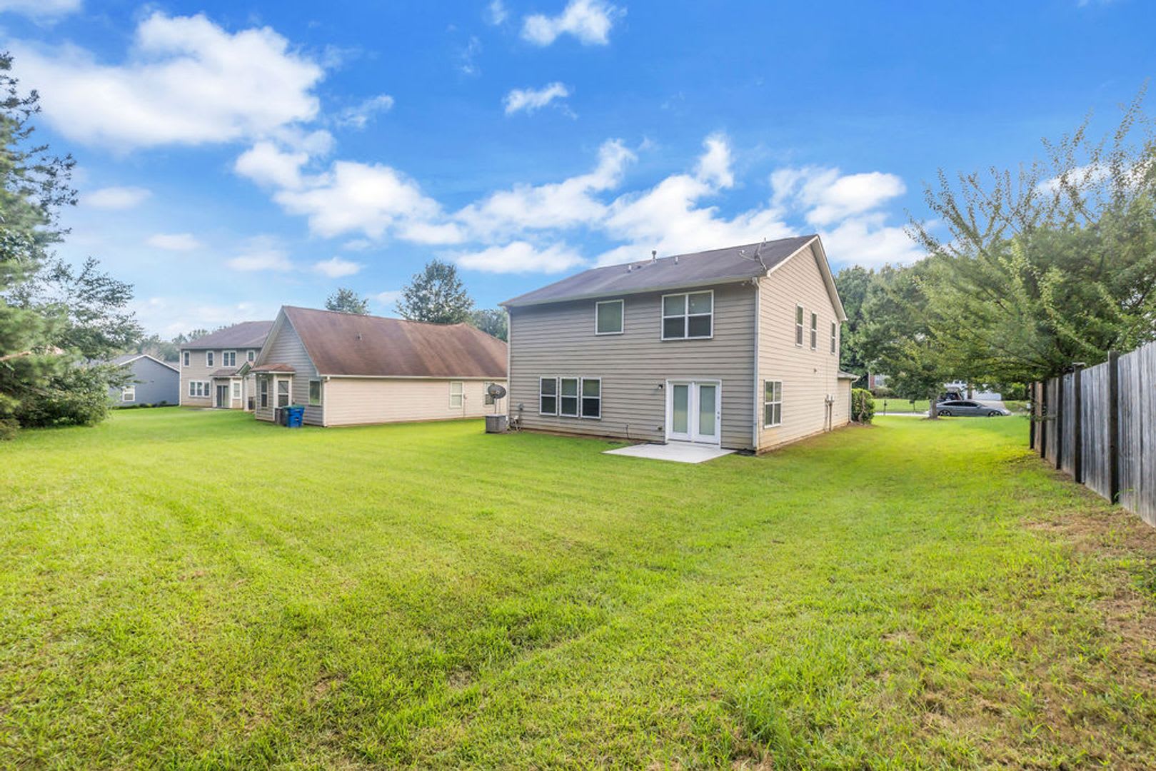PRICE DROP!!! 3 BEDROOM 2.5 BATH SOUTH FULTON HOME!! – photo 5