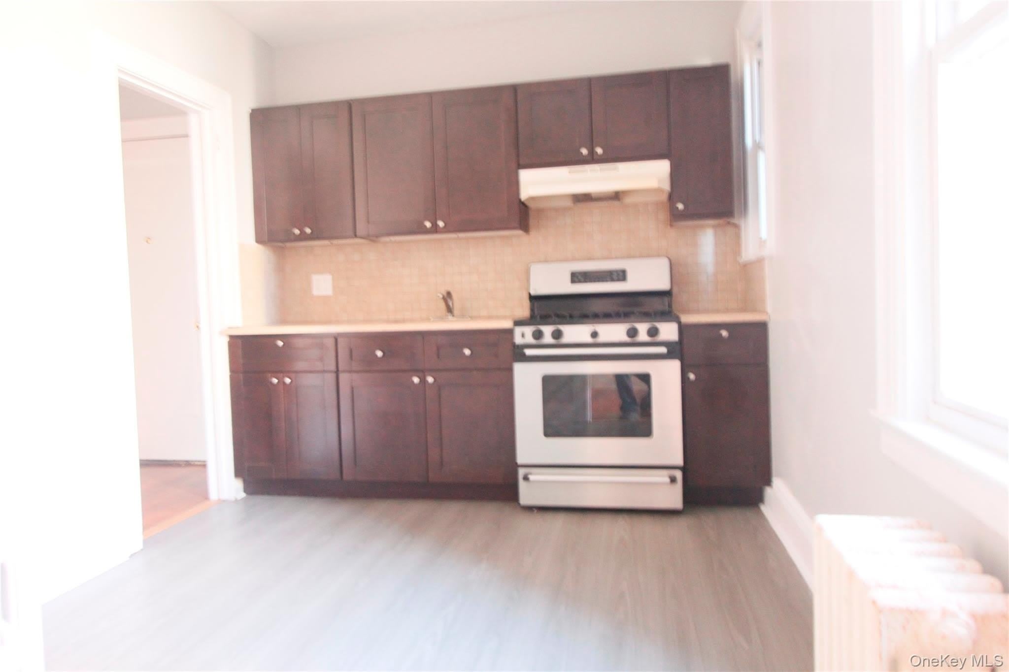 477 Merrick Road – photo 3