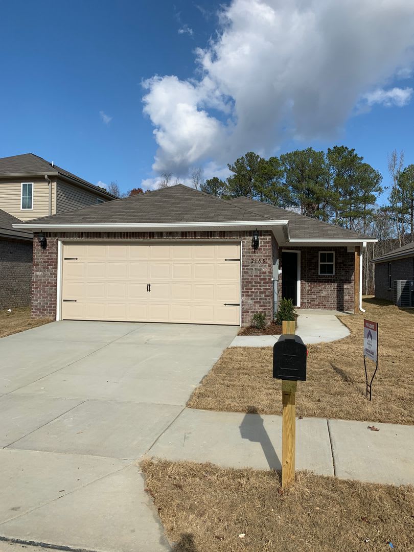 Pre-Leasing Now! Spacious 4-Bedroom, 2-Bath Home in Cullman – Coming Soon! – photo 3