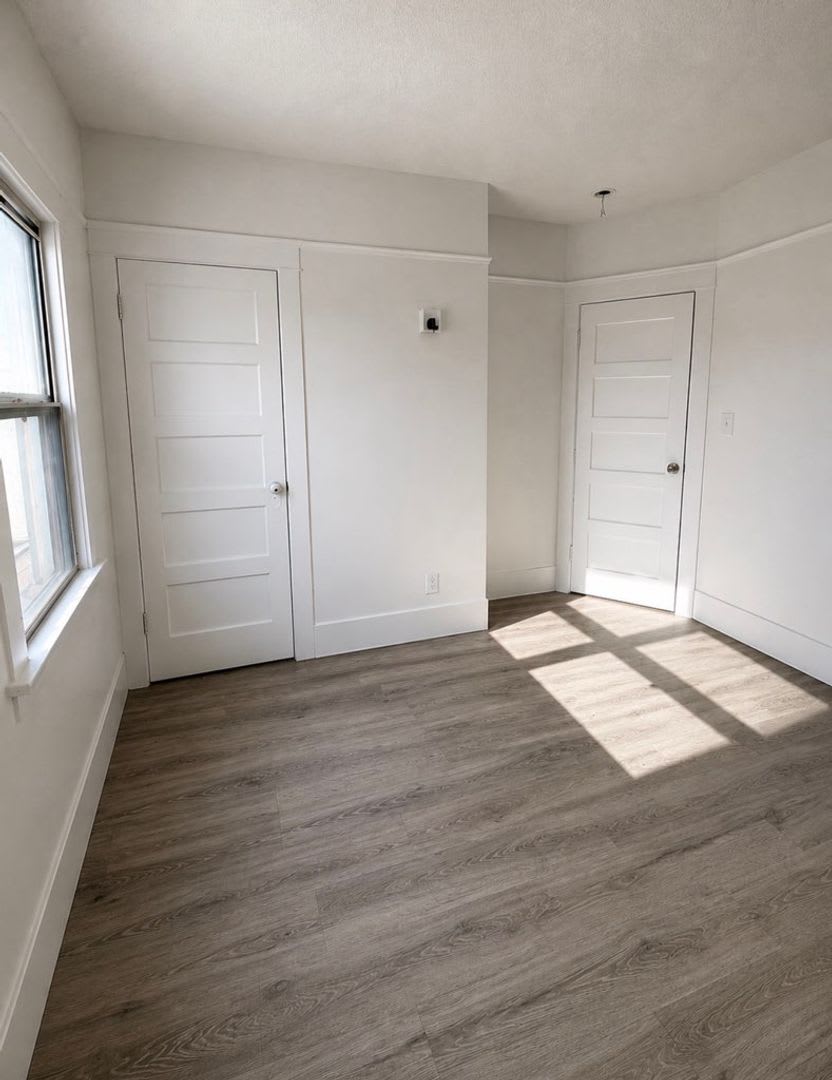 833 W. 42nd Place – photo 2