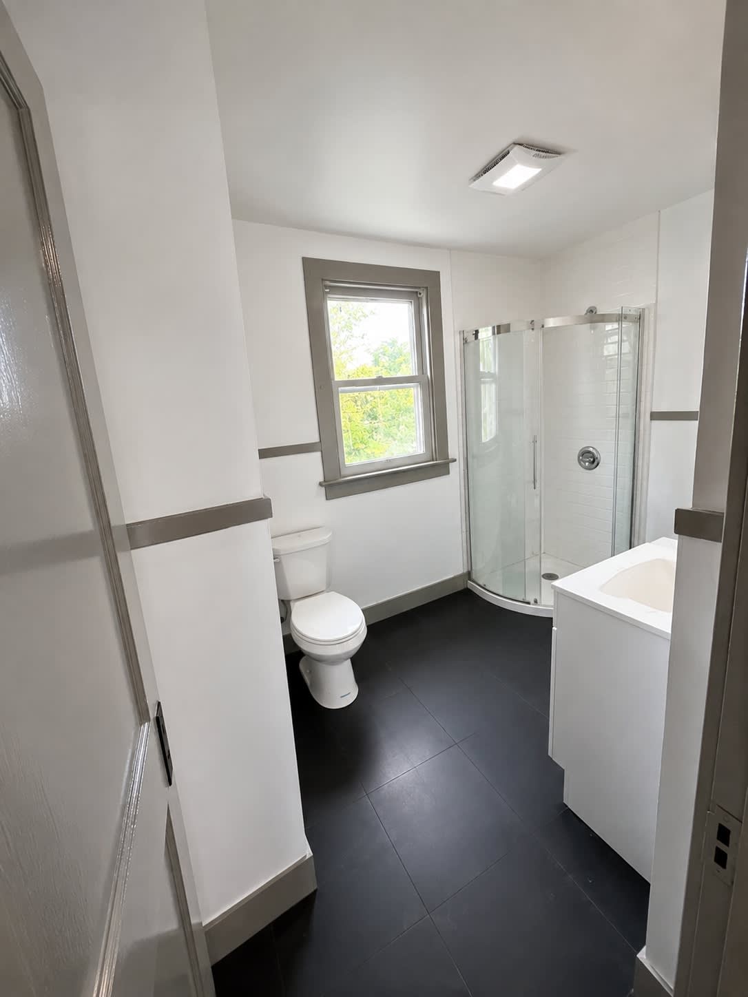 704 Lewis Street – photo 4