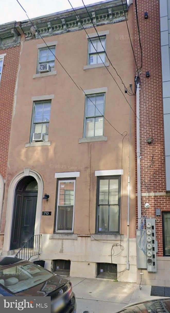 713 N 16TH Street – photo 1