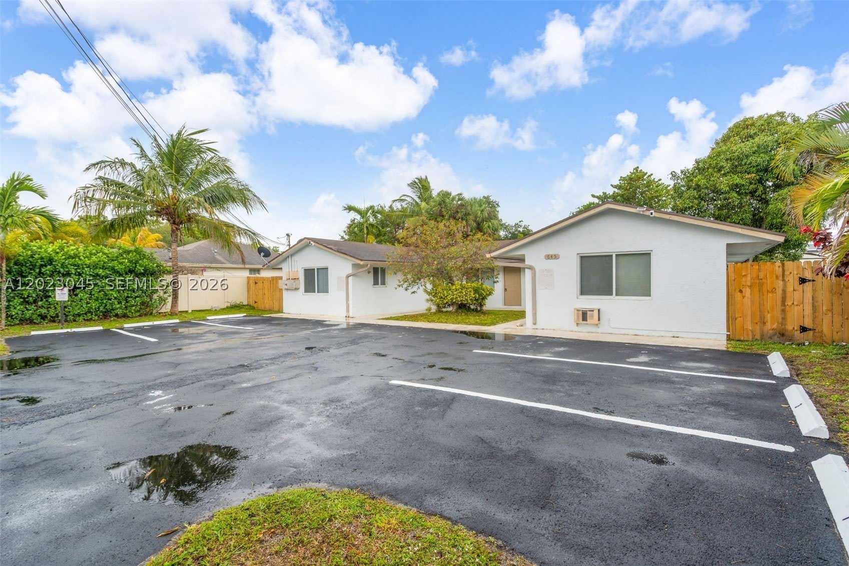 645 NW 15th Ave – photo 2