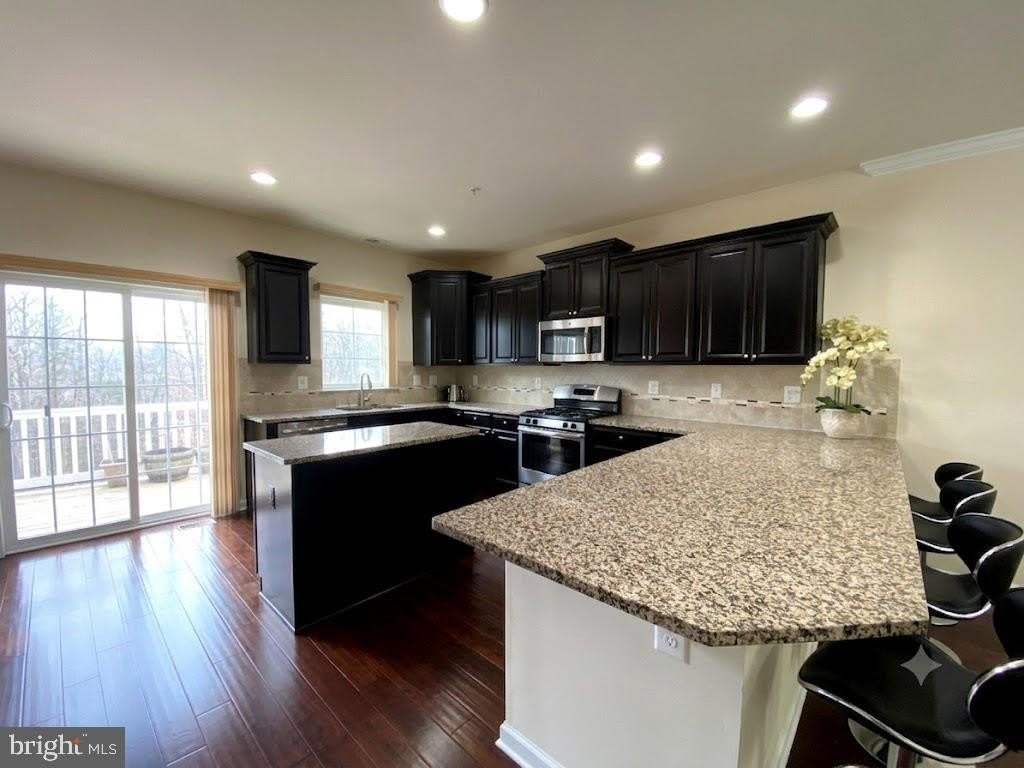 7014 FOXTON Way – photo 2