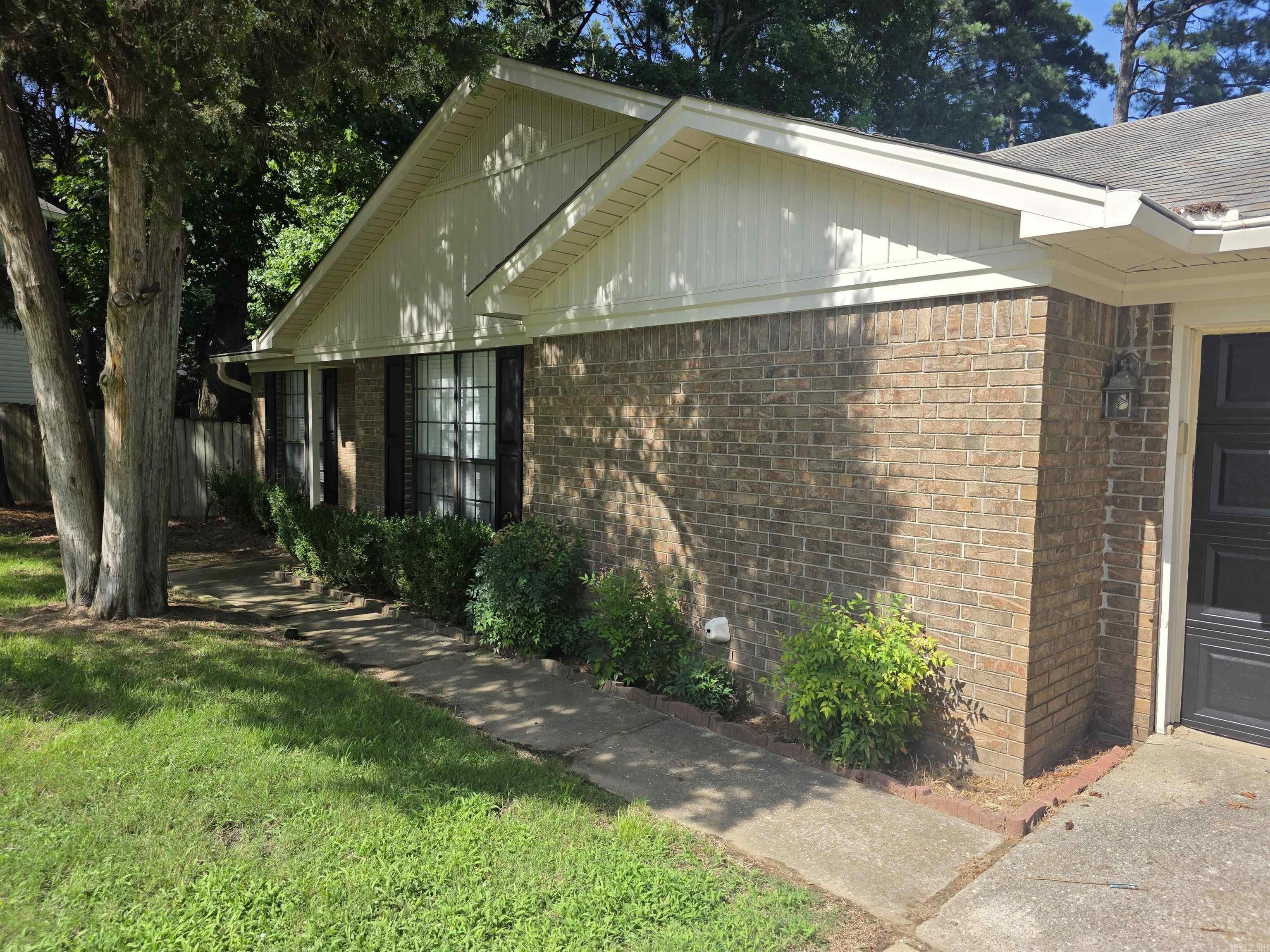 1608 Waldron Cove – photo 2
