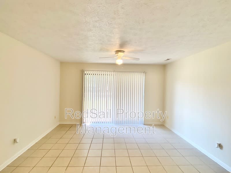 129 Haverford Ct – photo 2