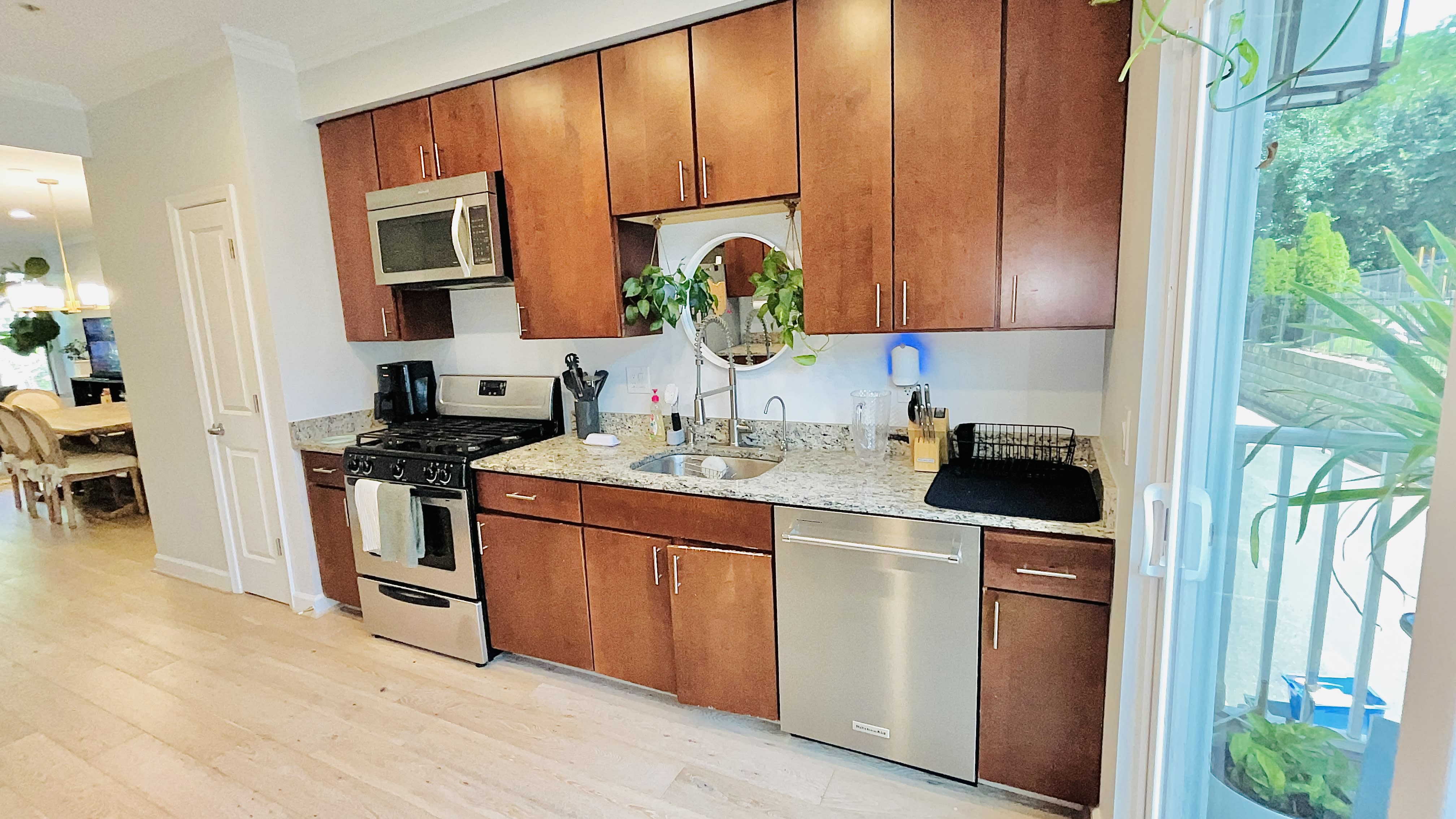 2518 Sayles Place Southeast – photo 2