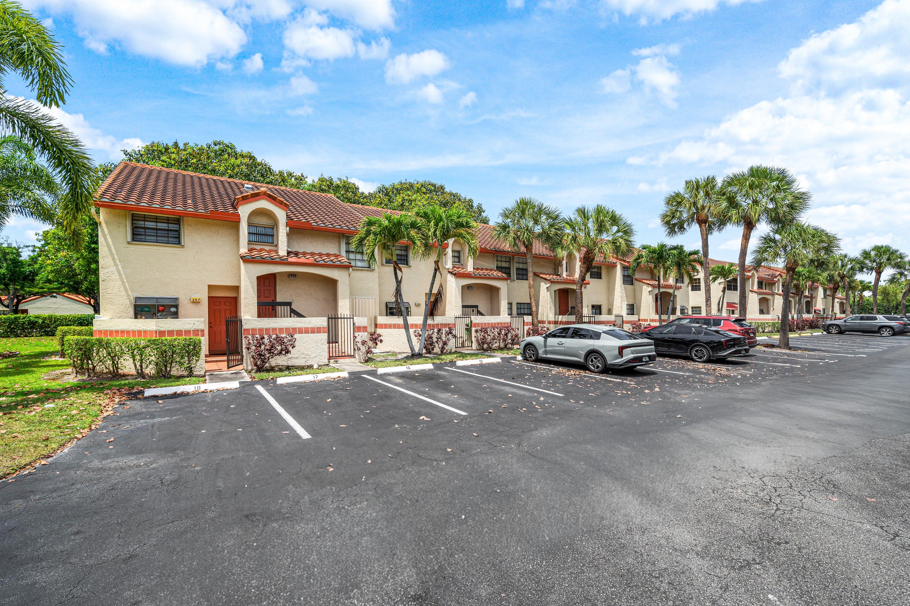 206 Congressional Way – photo 3