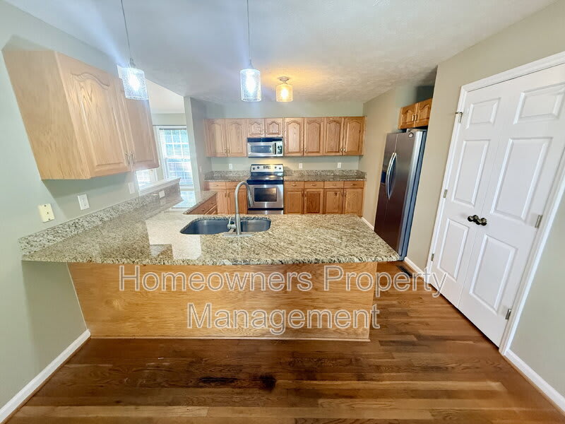 42 Mayflower Ct – photo 5